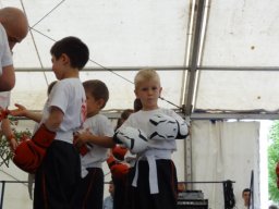 Csabacsüdön bemutatóztak a kick-boxosok