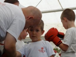 Csabacsüdön bemutatóztak a kick-boxosok