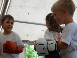 Csabacsüdön bemutatóztak a kick-boxosok