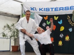 Csabacsüdön bemutatóztak a kick-boxosok